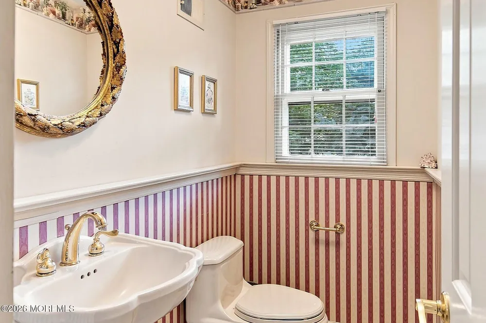 76 Tall Timber Road Middletown, NJ 07748
