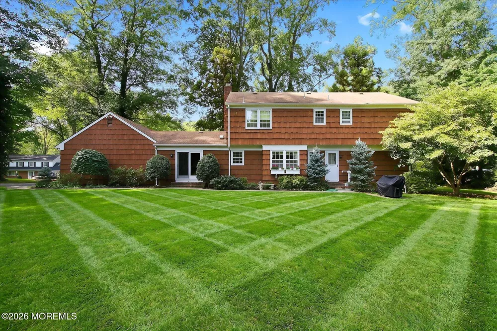 76 Tall Timber Road Middletown, NJ 07748
