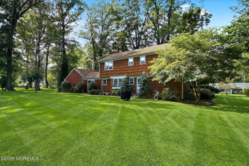 76 Tall Timber Road Middletown, NJ 07748