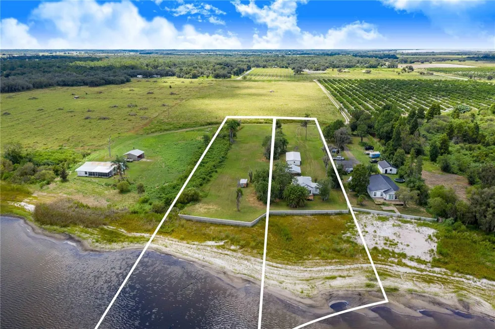 2427 BLACK ROAD Fort Meade, FL 33841