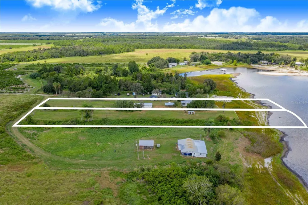 2427 BLACK ROAD Fort Meade, FL 33841