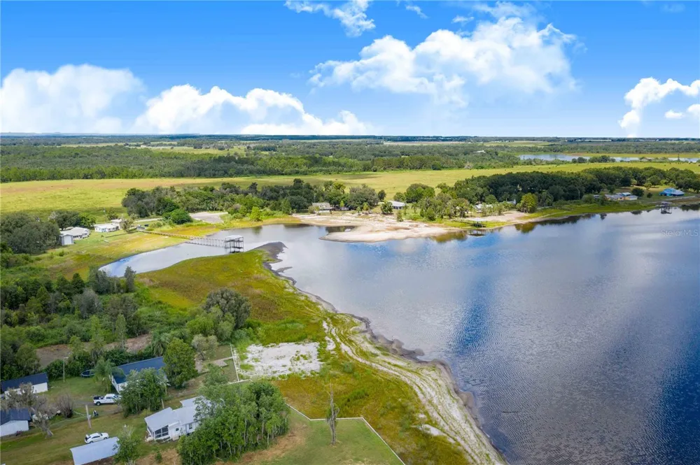 2427 BLACK ROAD Fort Meade, FL 33841