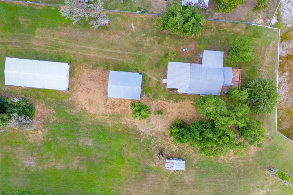 2427 BLACK ROAD Fort Meade, FL 33841