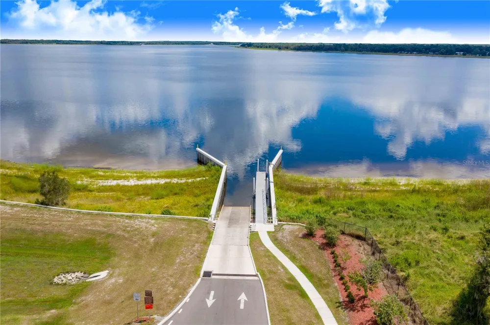 2427 BLACK ROAD Fort Meade, FL 33841