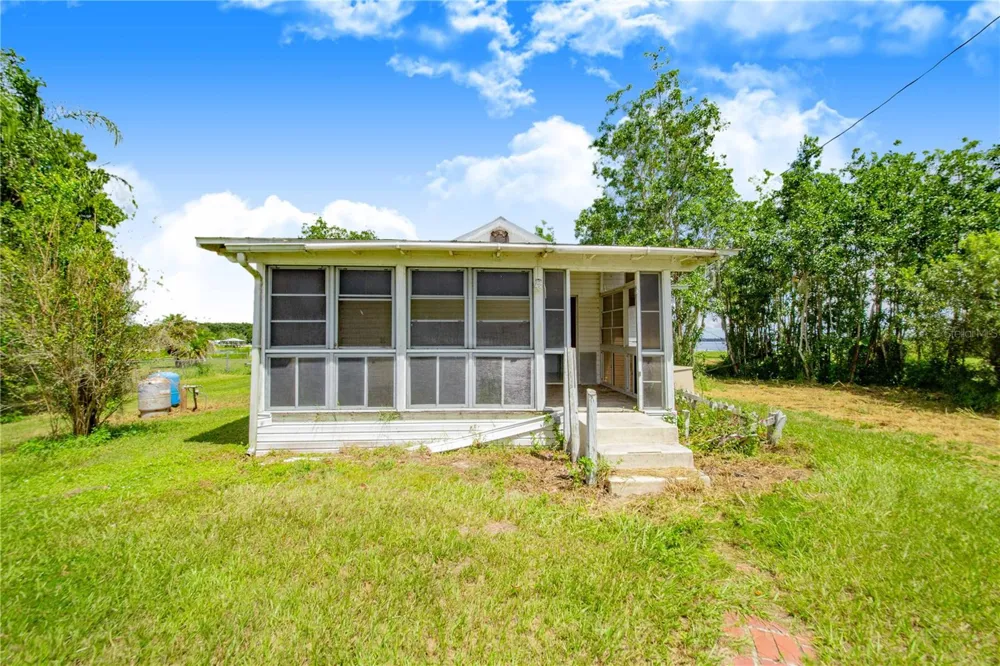 2427 BLACK ROAD Fort Meade, FL 33841
