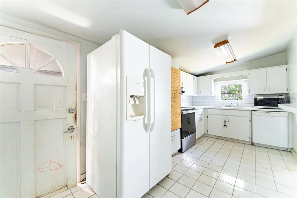 2427 BLACK ROAD Fort Meade, FL 33841