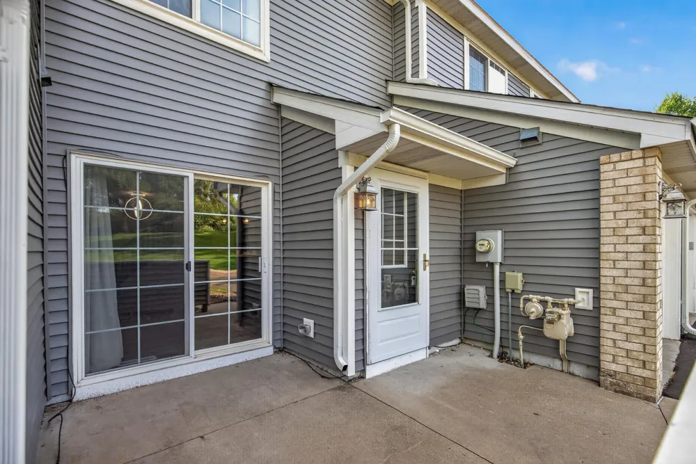 464 Heartland Court Chanhassen, MN 55317