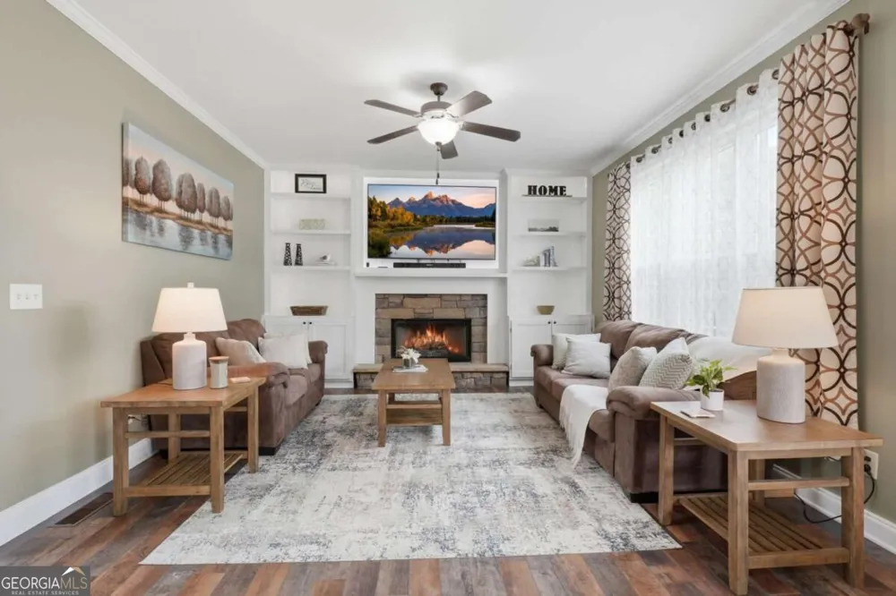 8205 Applewood CT Gainesville, GA 30506