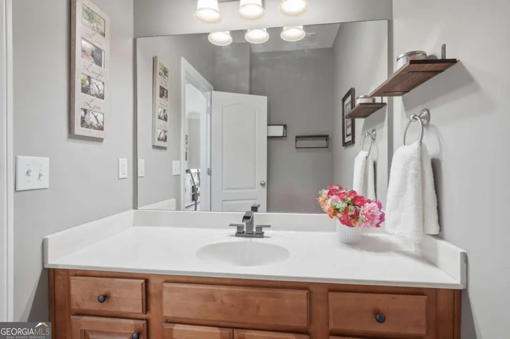 8205 Applewood CT Gainesville, GA 30506