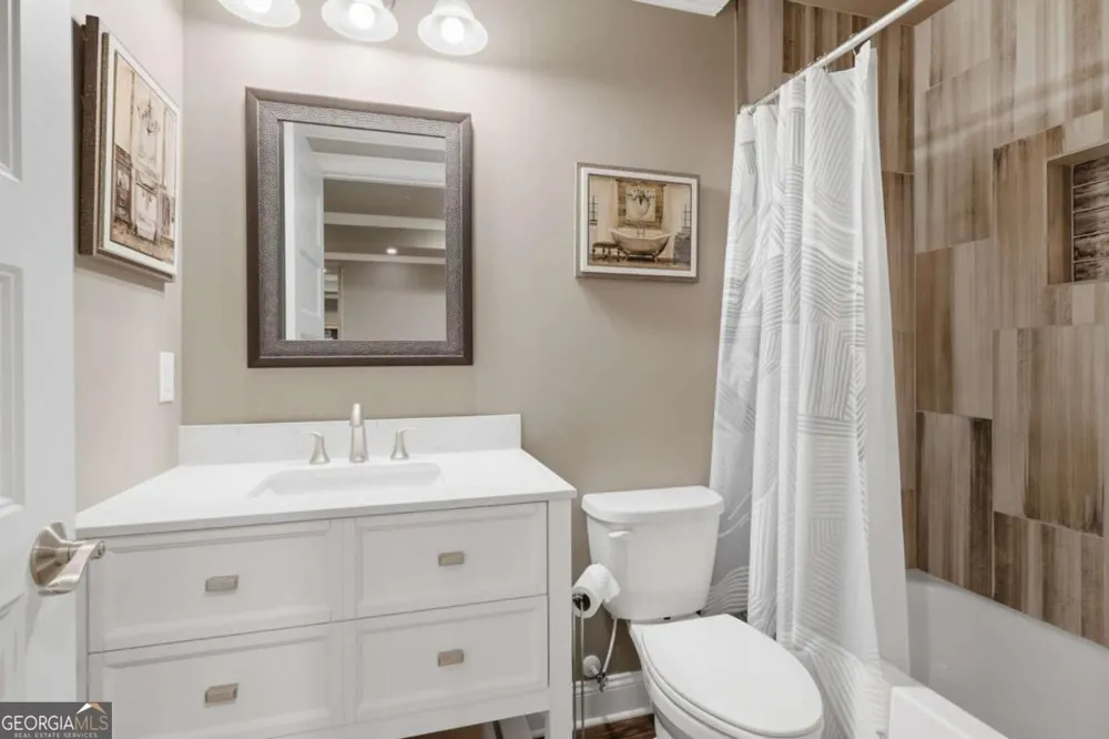 8205 Applewood CT Gainesville, GA 30506