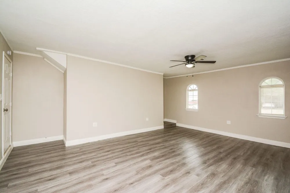 2009 Cleveland Street Pasadena, TX 77502