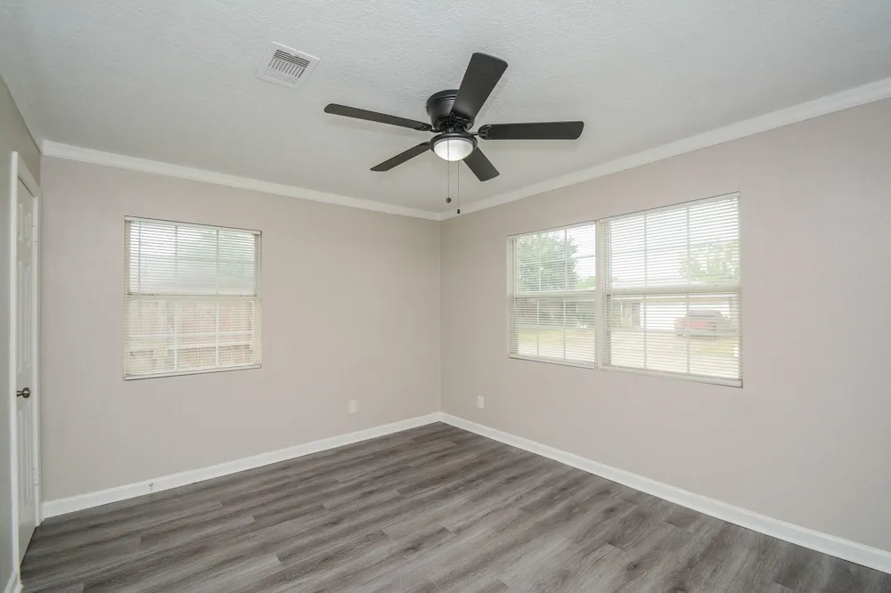 2009 Cleveland Street Pasadena, TX 77502