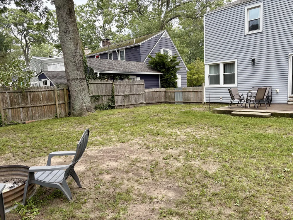 2393 Hadden Street Muskegon, MI 49441