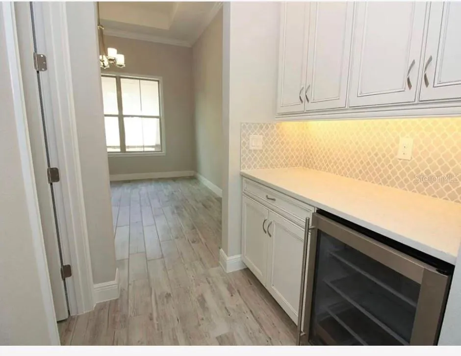 2512 DIAMOND RIDGE COURT Orlando, FL 32835