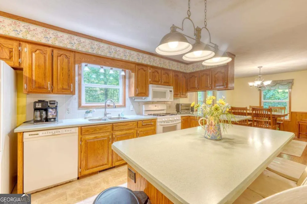 109 Pisgah DR Blairsville, GA 30512