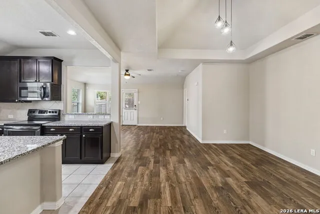 7603 PRESIDIO HVN Boerne, TX 78015