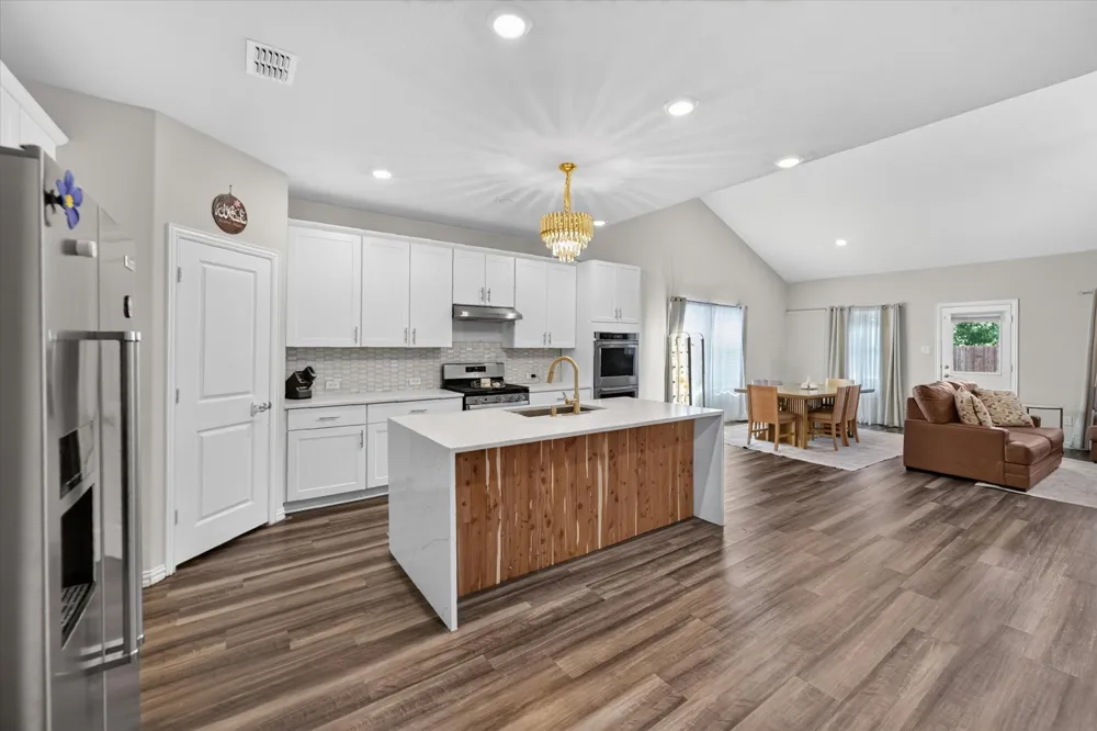 447 Crystal  Clear Lane Princeton, TX 75407