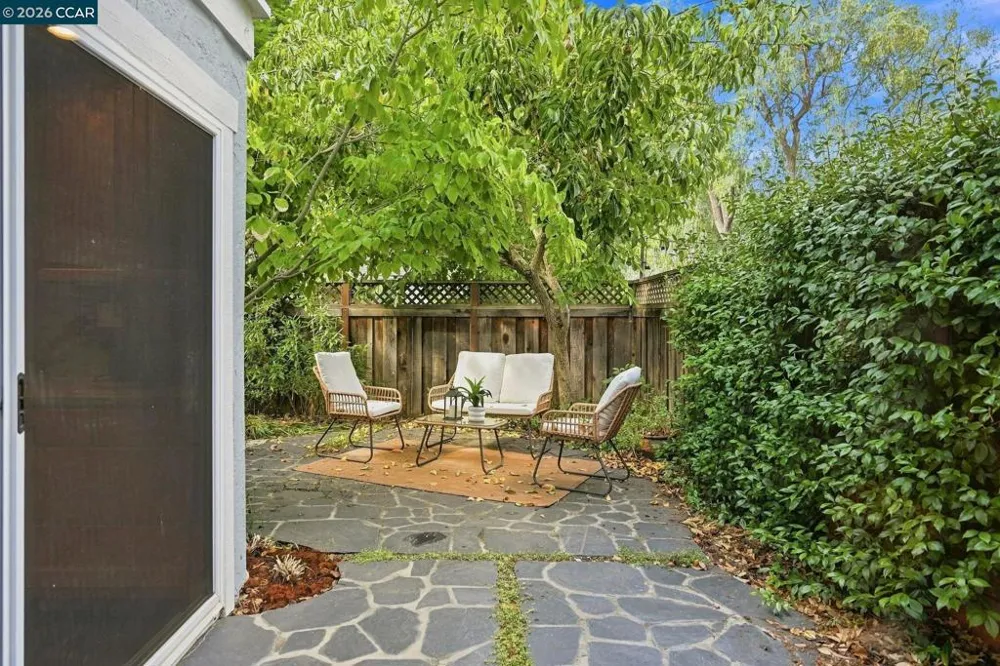 79 Fountainhead Ct Martinez, CA 94553