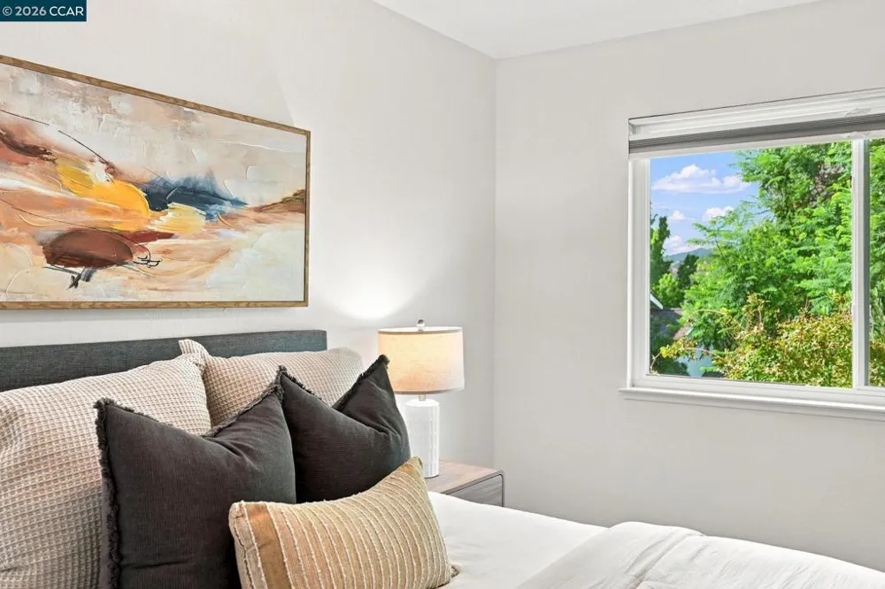 79 Fountainhead Ct Martinez, CA 94553