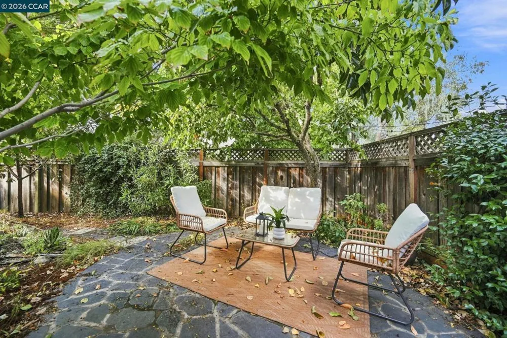 79 Fountainhead Ct Martinez, CA 94553