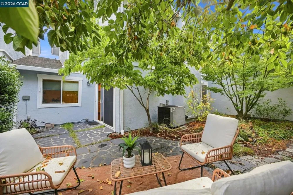 79 Fountainhead Ct Martinez, CA 94553