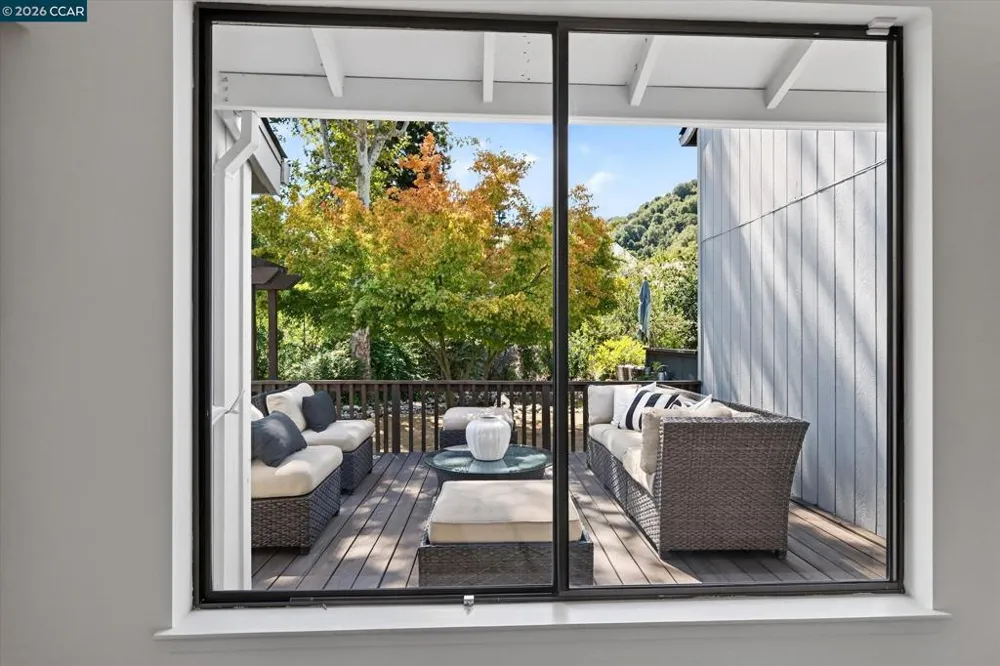 674 Augusta Drive Moraga, CA 94556