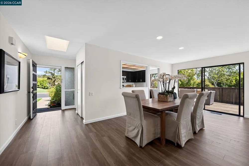 674 Augusta Drive Moraga, CA 94556