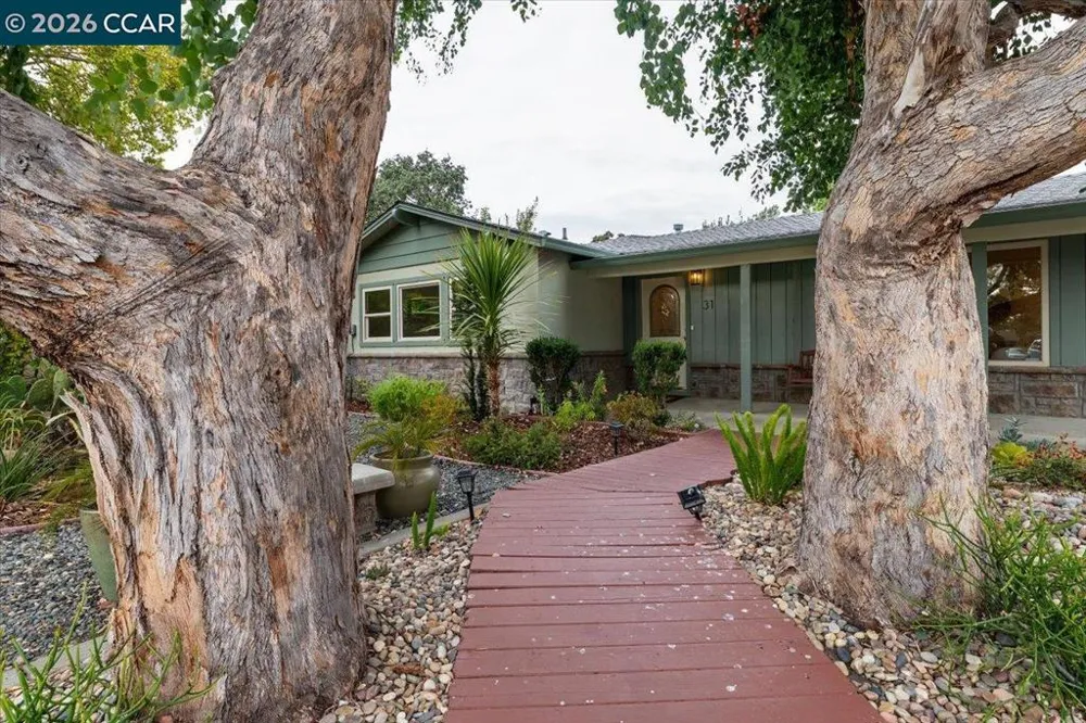 31 Rogers Ct Pleasant Hill, CA 94523