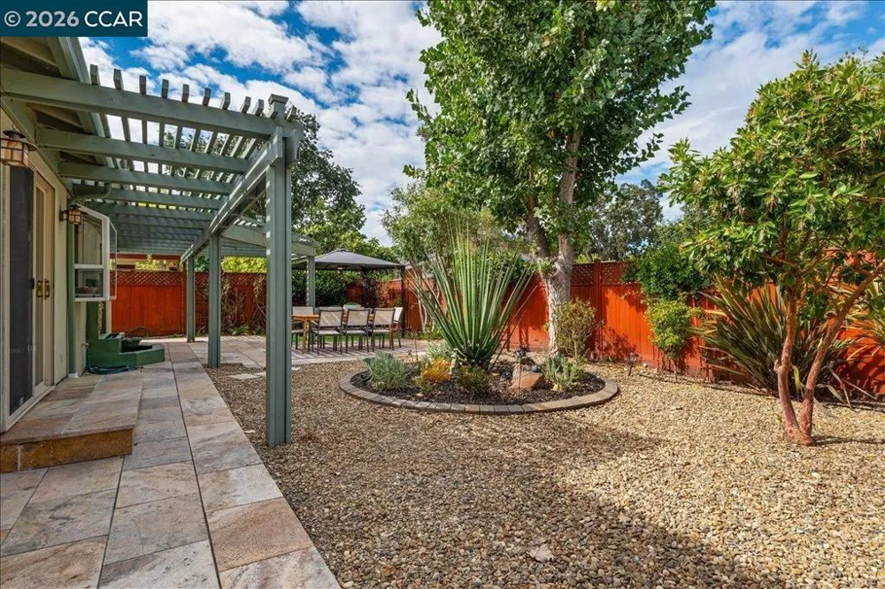 31 Rogers Ct Pleasant Hill, CA 94523
