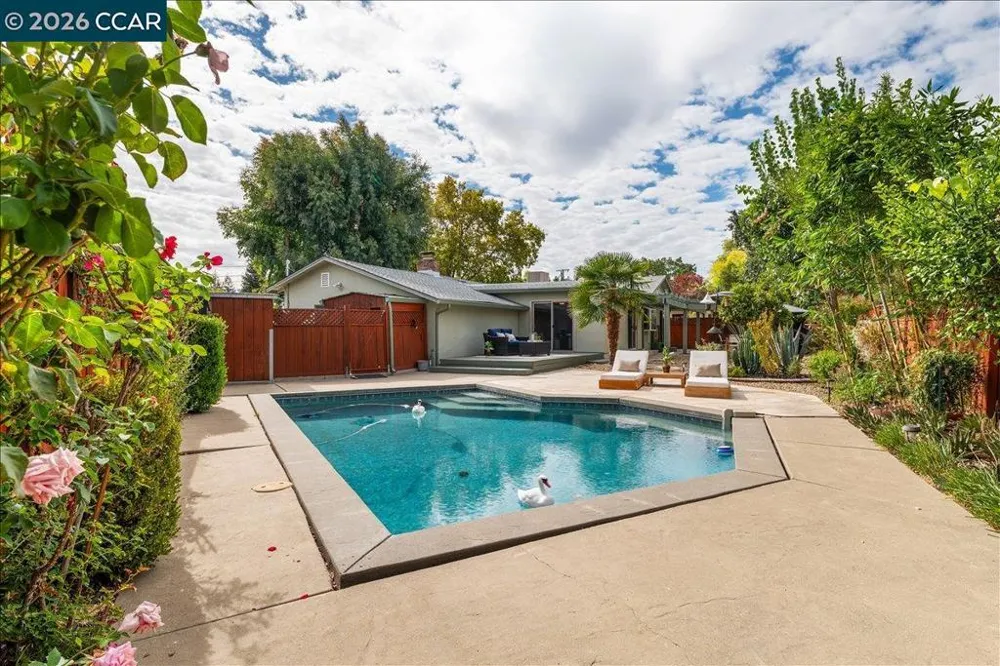 31 Rogers Ct Pleasant Hill, CA 94523