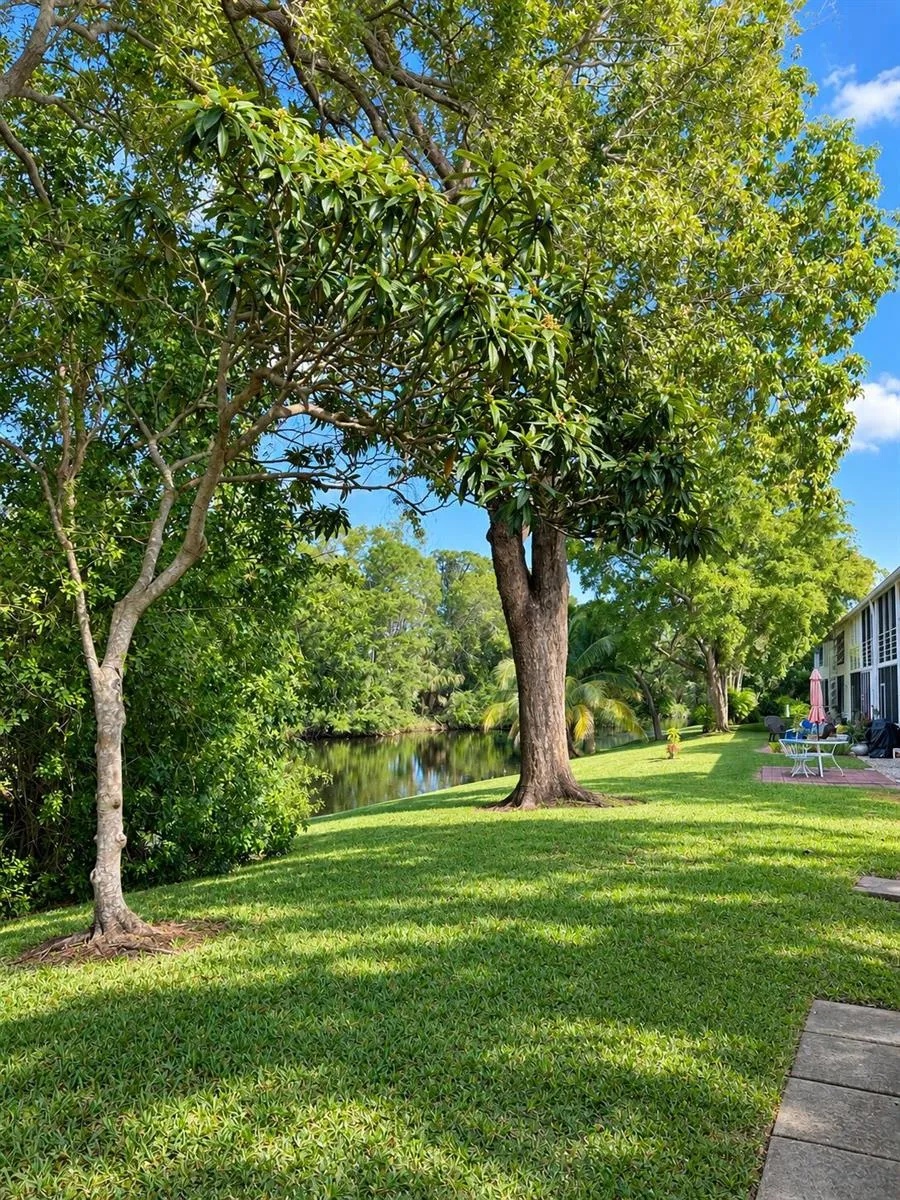 370 Durham L #370 Deerfield Beach, FL 33442