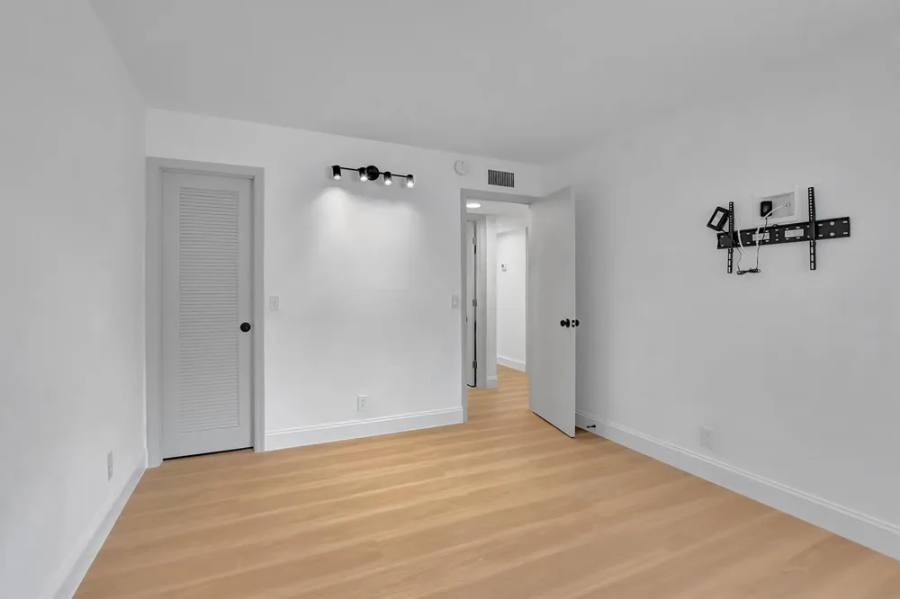 972 NORMANDY U Delray Beach, FL 33484