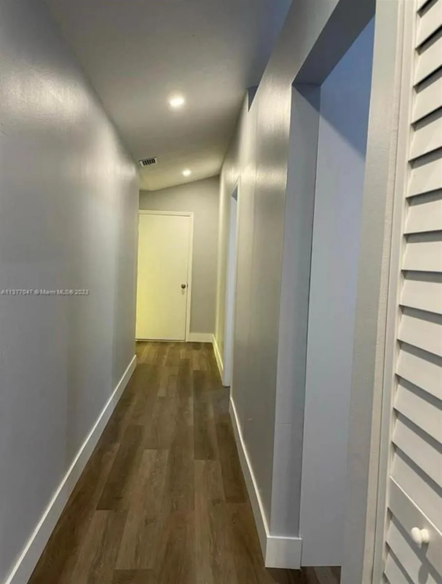 4125 NW 78TH AVENUE Sunrise, FL 33351