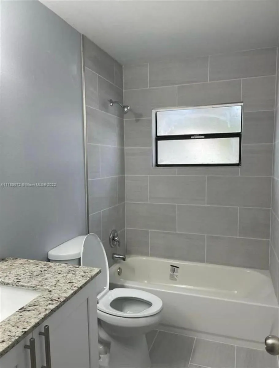 4125 NW 78TH AVENUE Sunrise, FL 33351