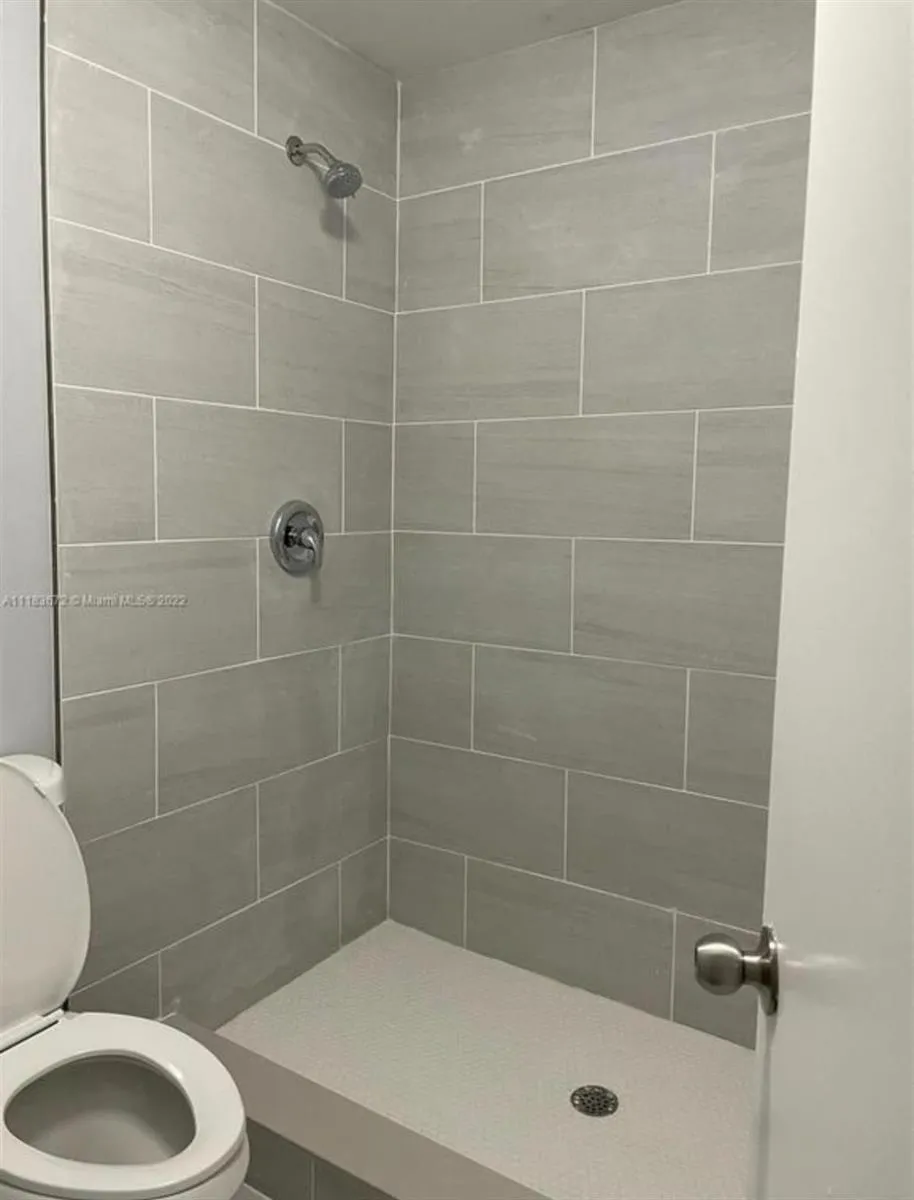 4125 NW 78TH AVENUE Sunrise, FL 33351