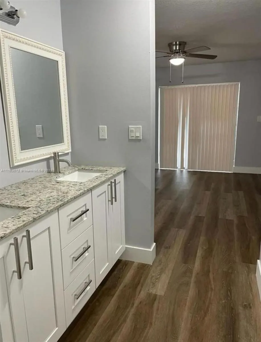 4125 NW 78TH AVENUE Sunrise, FL 33351