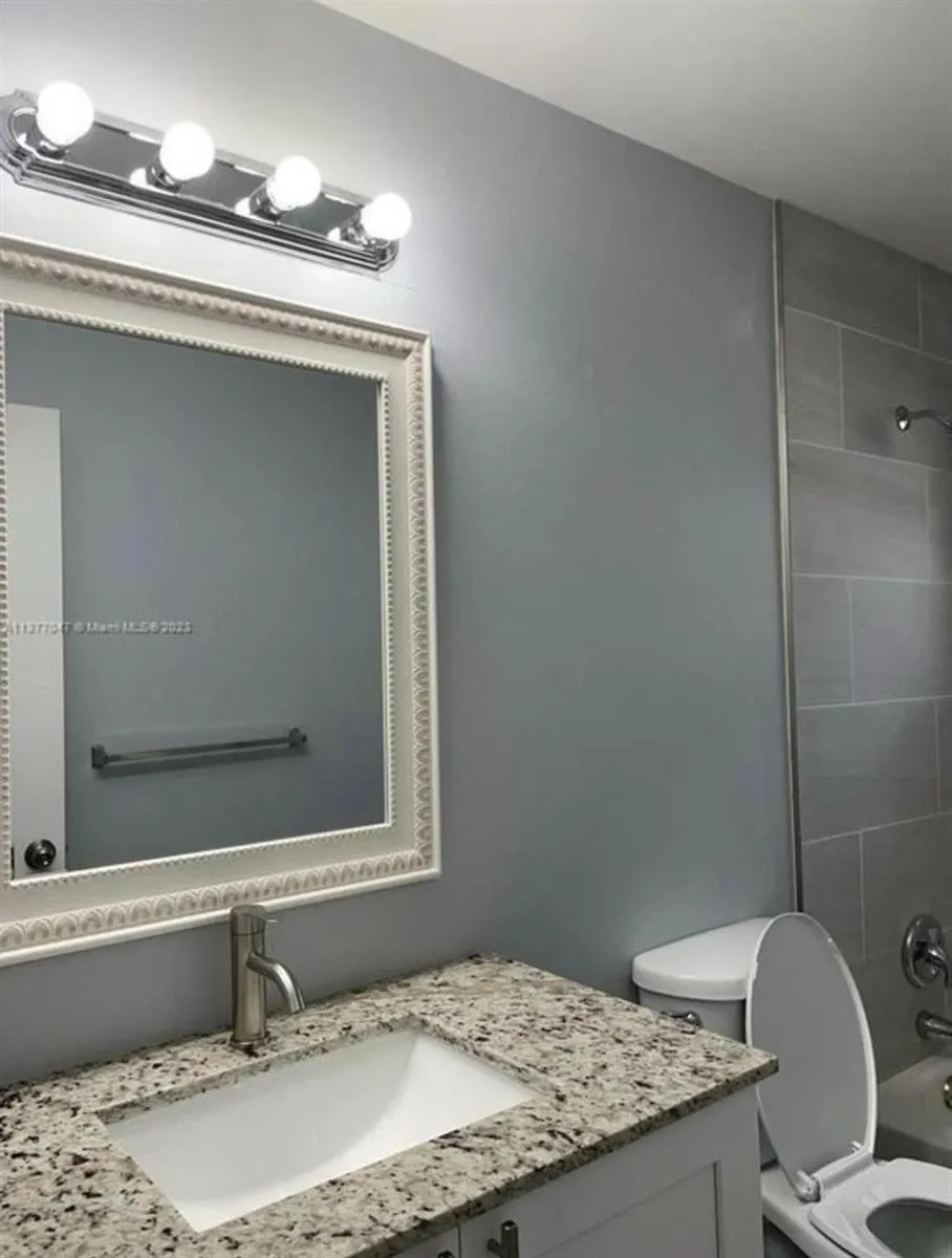 4125 NW 78TH AVENUE Sunrise, FL 33351