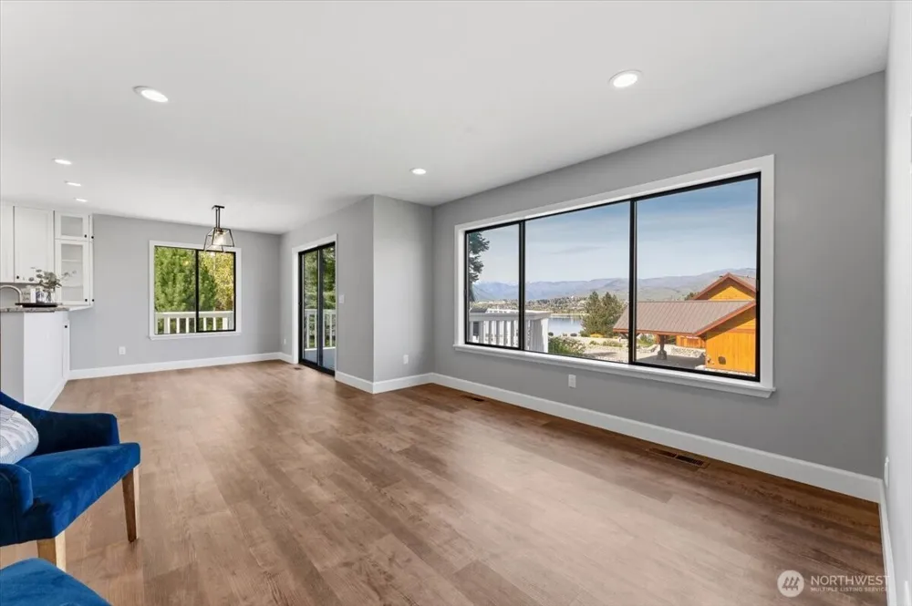 4124 Lakeview Place Chelan, WA 98816