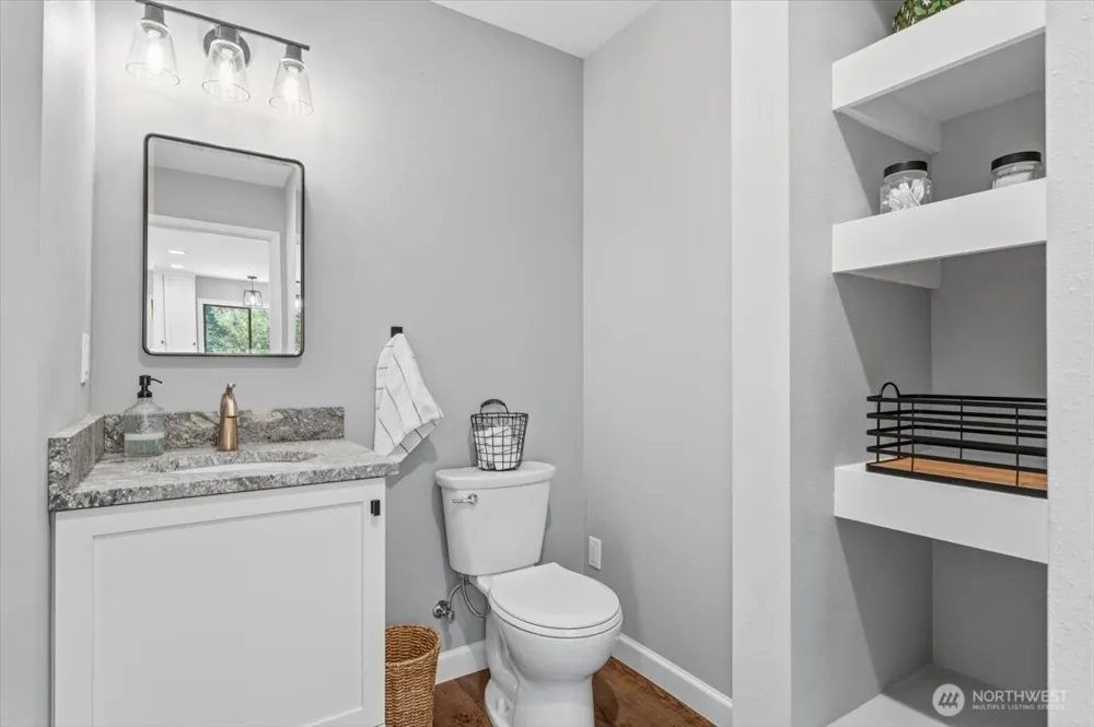 4124 Lakeview Place Chelan, WA 98816