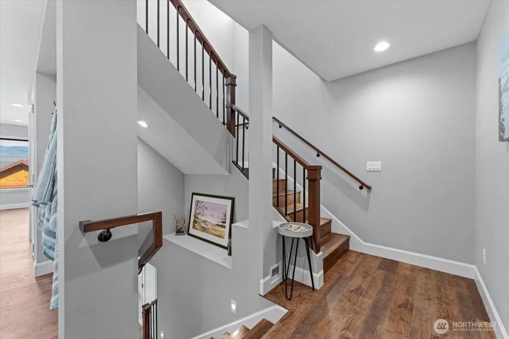 4124 Lakeview Place Chelan, WA 98816