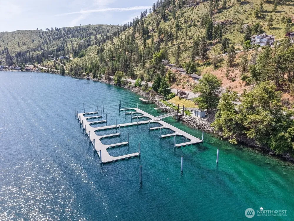 4124 Lakeview Place Chelan, WA 98816