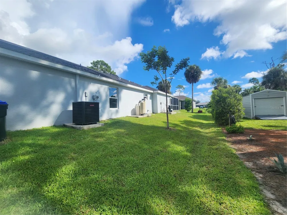 2728 CANOE LANE North Port, FL 34286