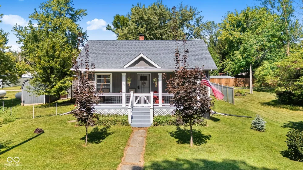 106 E Cherry Street Advance, IN 46102
