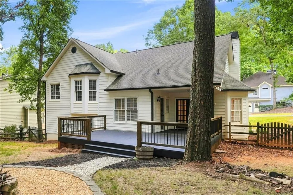 657 Wedgewood Drive Woodstock, GA 30189