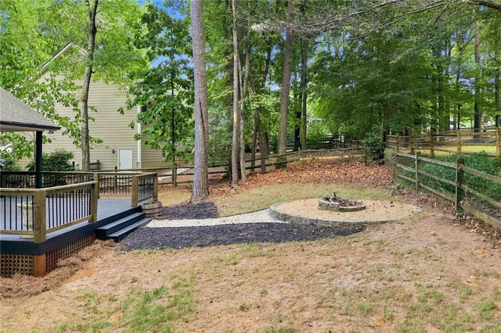 657 Wedgewood Drive Woodstock, GA 30189