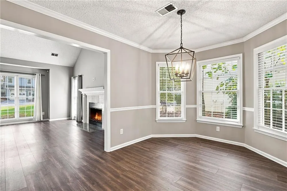 657 Wedgewood Drive Woodstock, GA 30189
