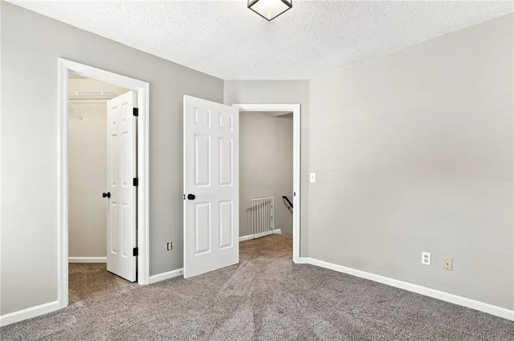 657 Wedgewood Drive Woodstock, GA 30189