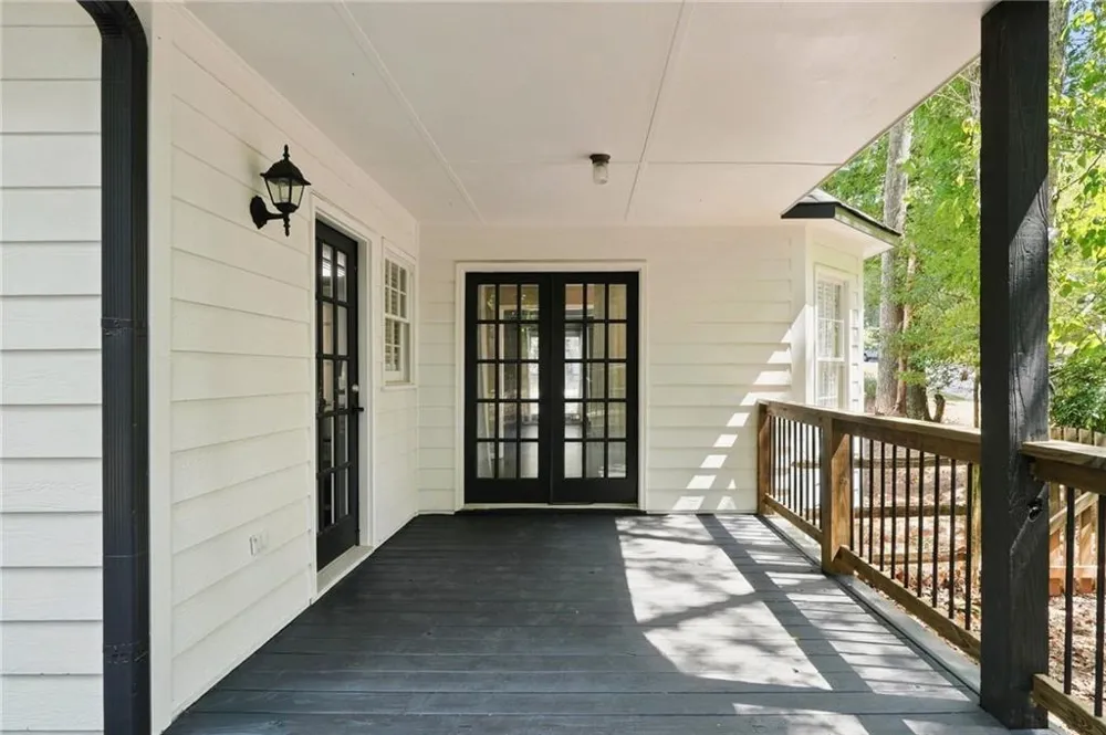 657 Wedgewood Drive Woodstock, GA 30189