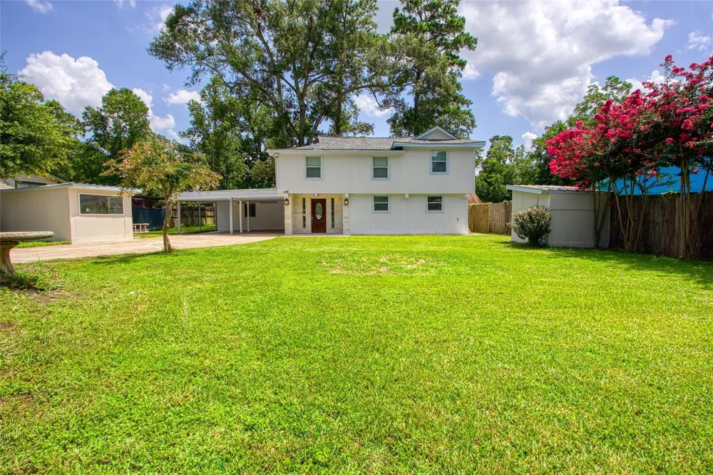 118 Waterwood Drive Huffman, TX 77336