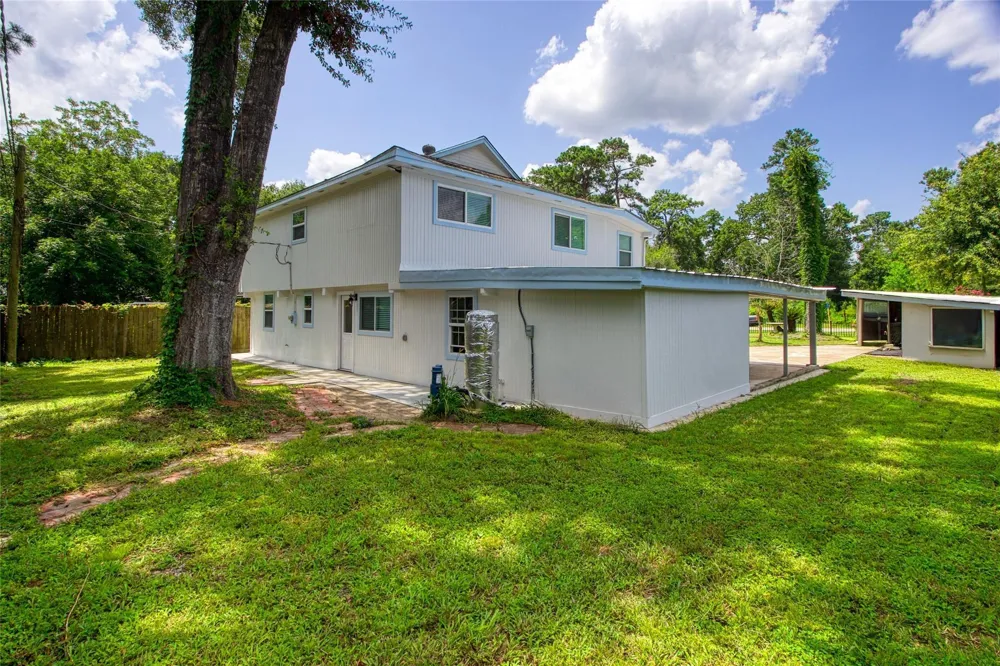 118 Waterwood Drive Huffman, TX 77336
